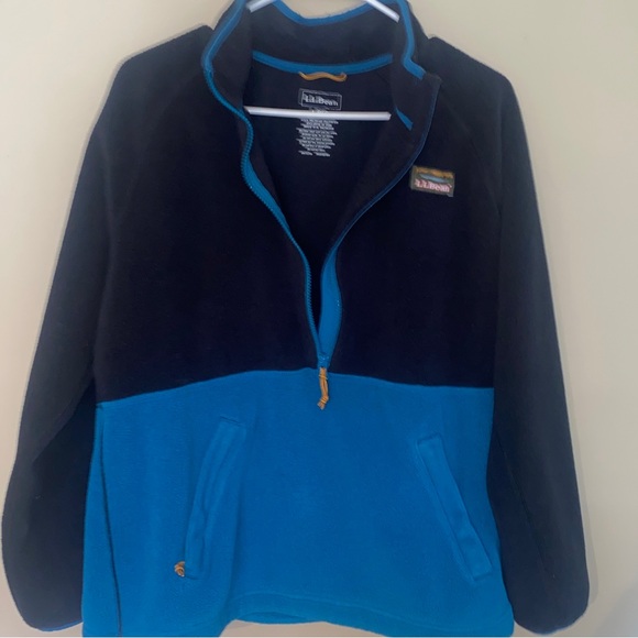 L.L. Bean Color block Black and Blue Fleece Jacket - Picture 3 of 11